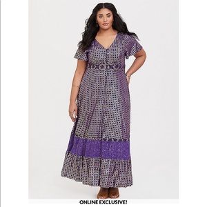 Torrid 5 NWT Disney Purple Jasmine Dress